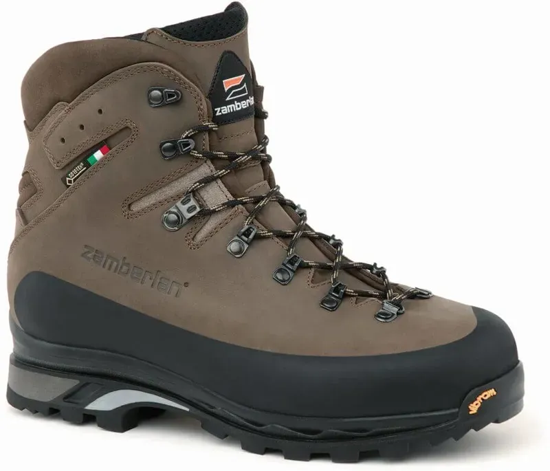 Zamberlan 960 Guide GTX RR Boots in Brown