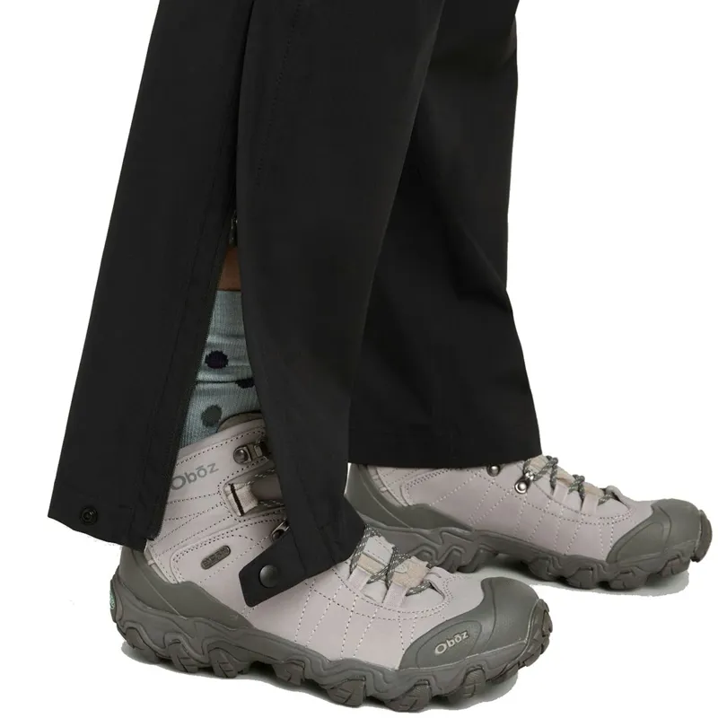Kathmandu Trailhead Stretch 2.5L Rain Pants Women's in Black Stingray-2