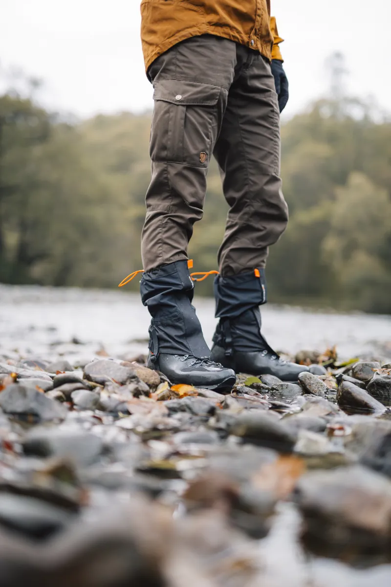 Extremities Tay Ankle Gaiter GTX in Black-3