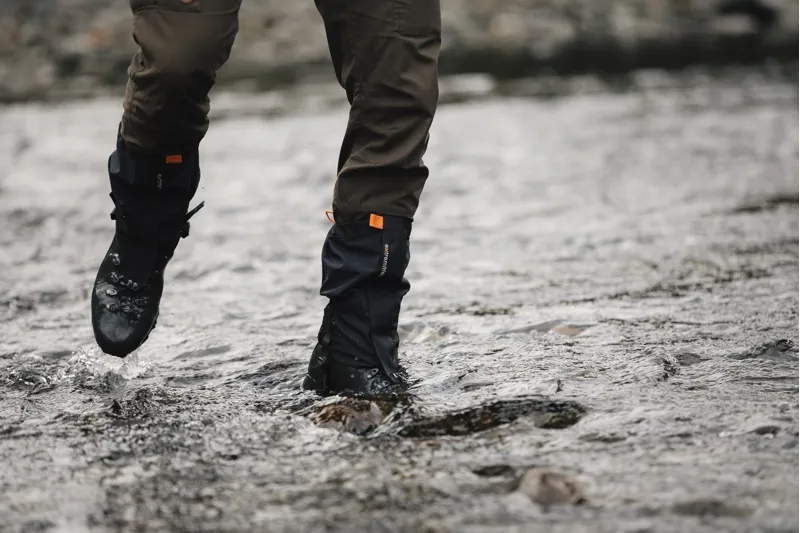 Extremities Tay Ankle Gaiter GTX in Black-4